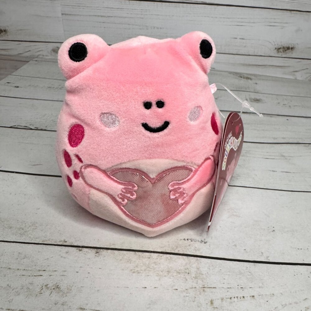 Squishmallows Lonina Frog 4.5" Plush‎ Pink Metallic Heart NWT Squishmallow
